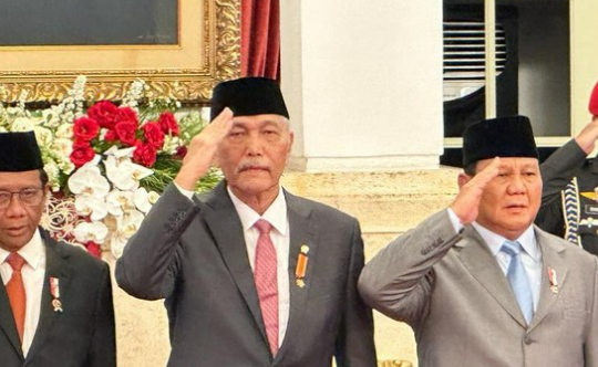 Luhut Binsar Panjaitan Luhut Binsar Panjaitan